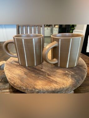 Hearth & Hand Brown Stripe Stoneware Mug Set